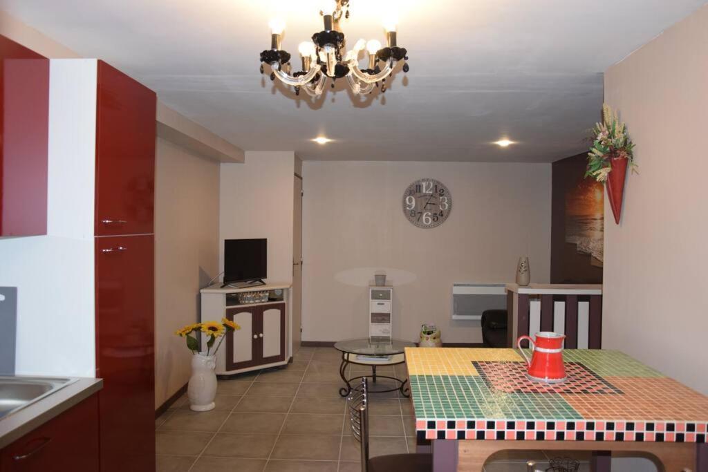 Gite Recent Au Calme Entre Champs Et Forets Perigord Vert Grand Brassac Exterior foto